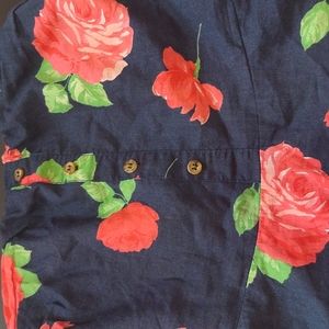 Sleeveless top, patterned, roses, Subdued, small